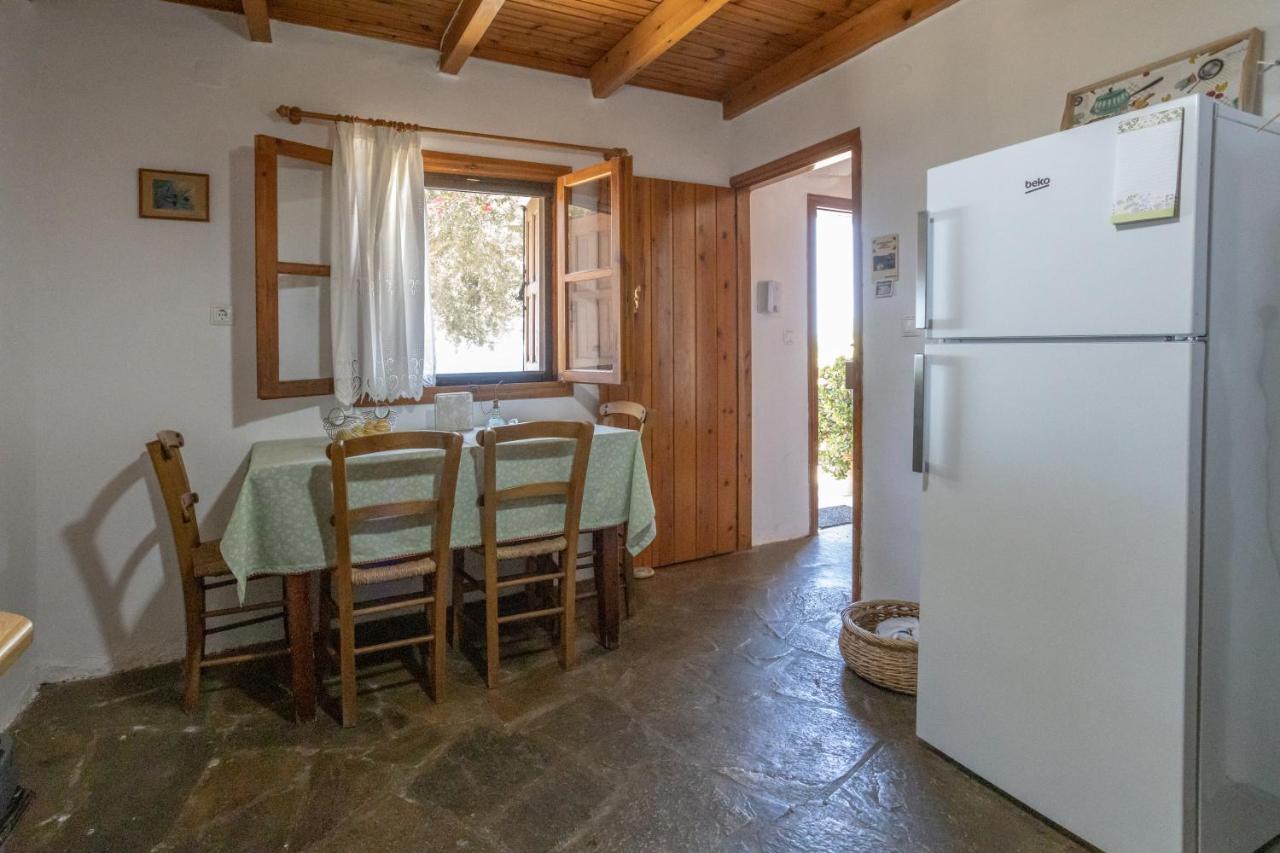 Agia Paraskevi  Manolis' Houseヴィラ エクステリア 写真